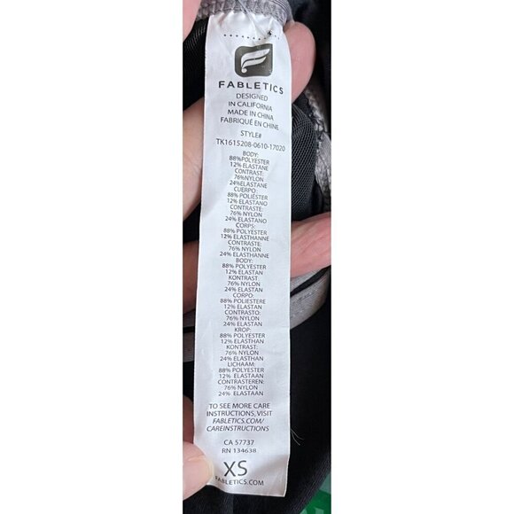 NWT Fabletics Chicago Top Tank Black Fog/Gray Womens XS Halter Built in Bra - Picture 10 of 10